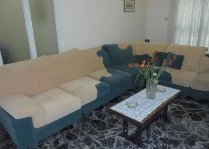 Apartment Paraskevi's House *